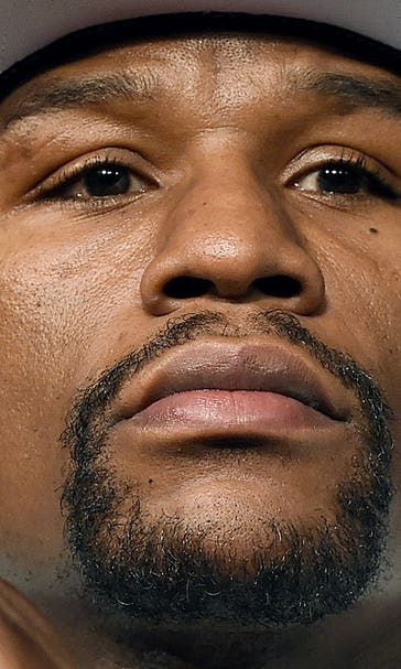 Mayweather hoping a bad week gets better as Maidana fight nears